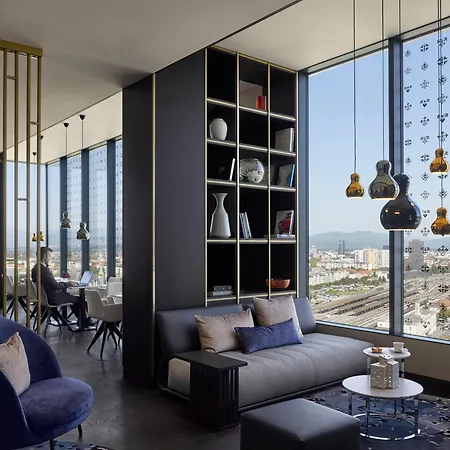Готель Intercontinental - By Ihg 5*