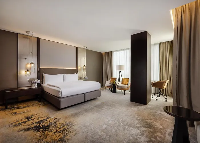 Intercontinental - By Ihg Hotel