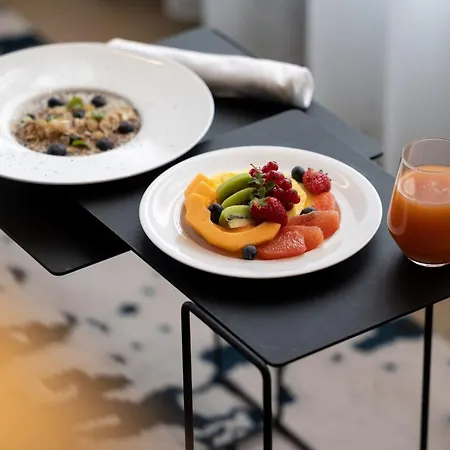 Intercontinental - By Ihg Hotel 5*