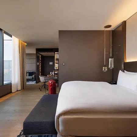 Hotel Intercontinental - By Ihg