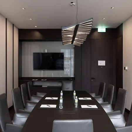 מלון Intercontinental - By Ihg 5*