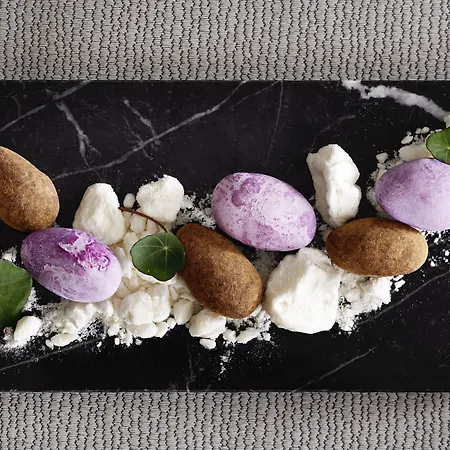 Intercontinental - By Ihg 5*