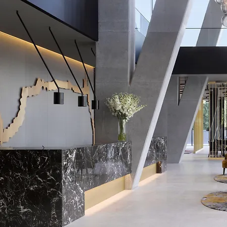 Intercontinental - By Ihg 5*