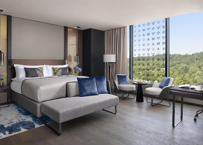 Intercontinental - By Ihg Hotel 5*