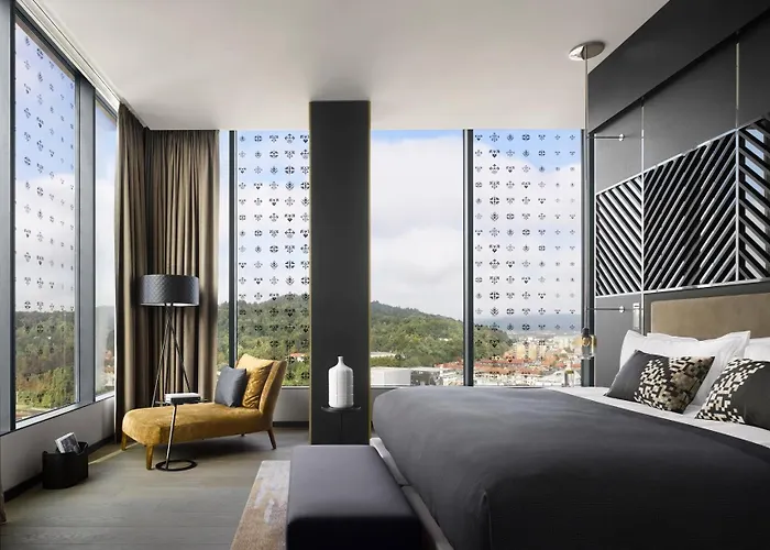 Intercontinental - By Ihg Hotel 5*