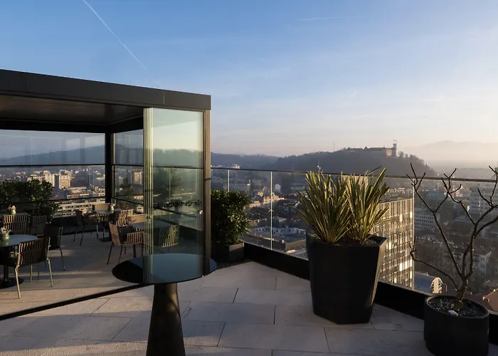 Intercontinental - By Ihg Hotel 5*